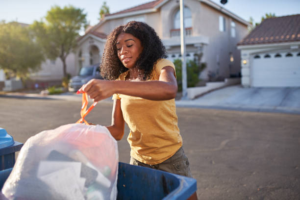 Best Commercial Cleanout Services  in St Cloud, MN